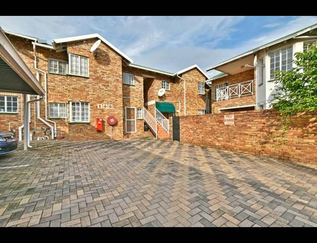 2 BEDROOM APARTMENT FOR SALE IN BRACKENHURST